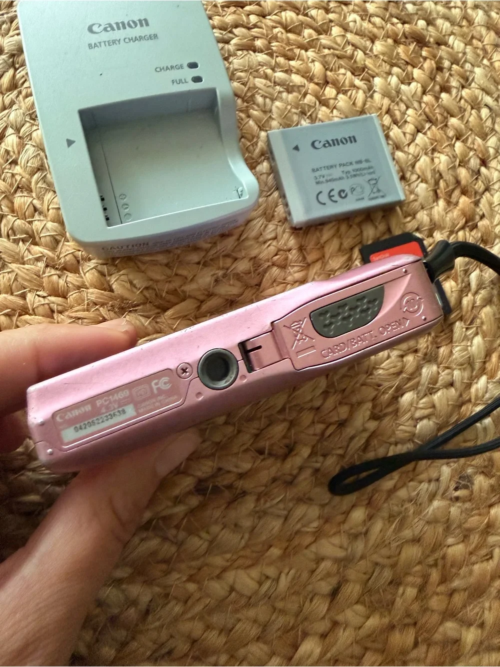 Canon Pink PowerShot Digital Camera with Charger and Battery